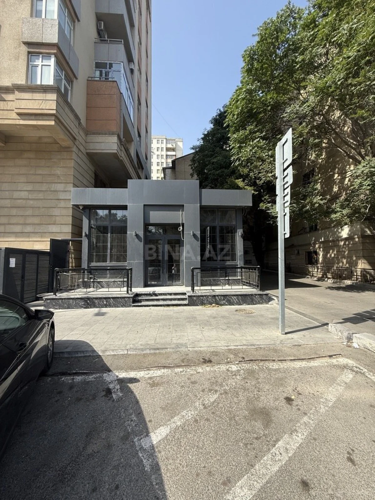 Kirayə verilir obyekt 120 m²
