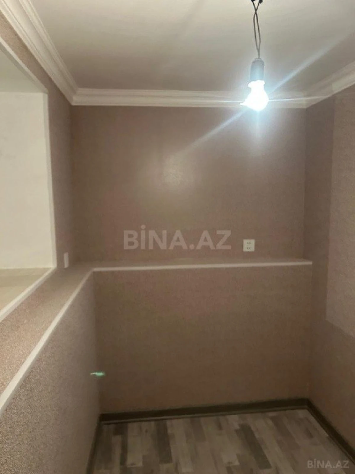 Satılır 2 otaqlı mənzil 32 m²