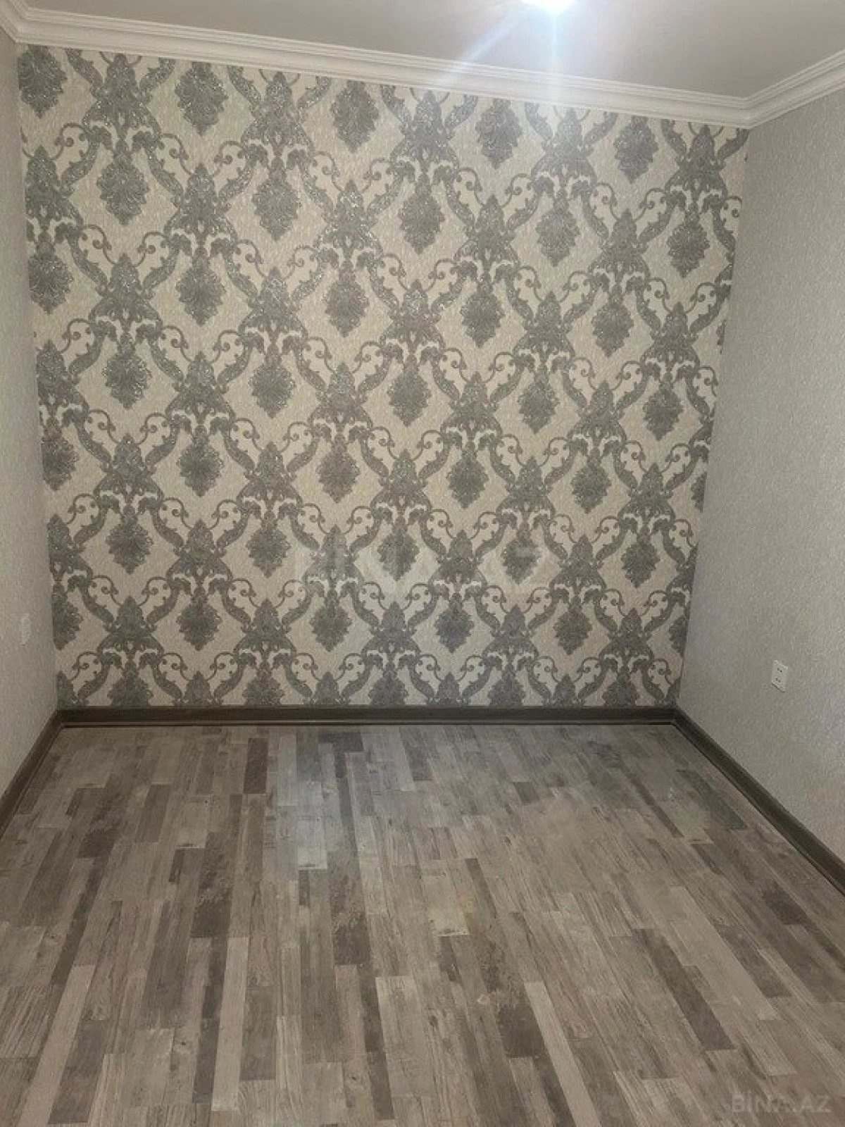 Satılır 2 otaqlı mənzil 32 m²