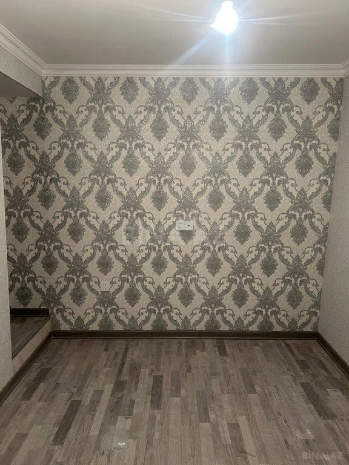 Satılır 2 otaqlı mənzil 32 m²