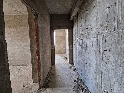 Satılır 1 otaqlı mənzil 71 m²