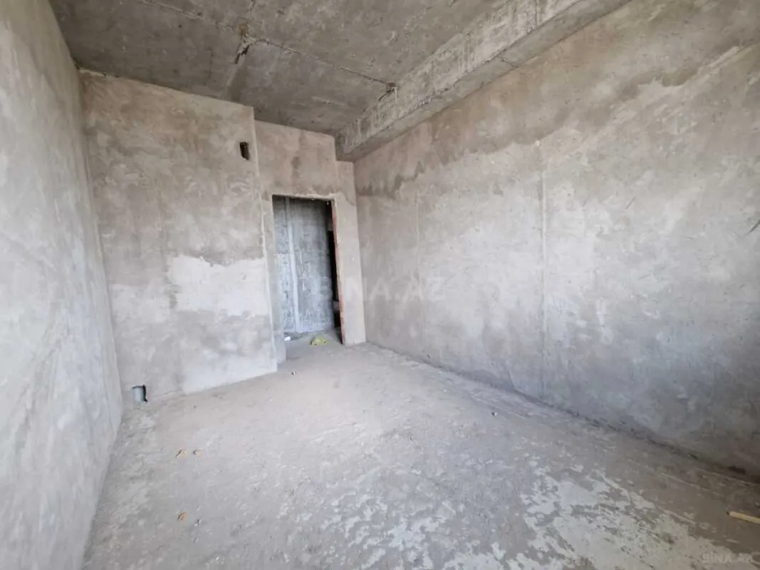 Satılır 1 otaqlı mənzil 71 m²