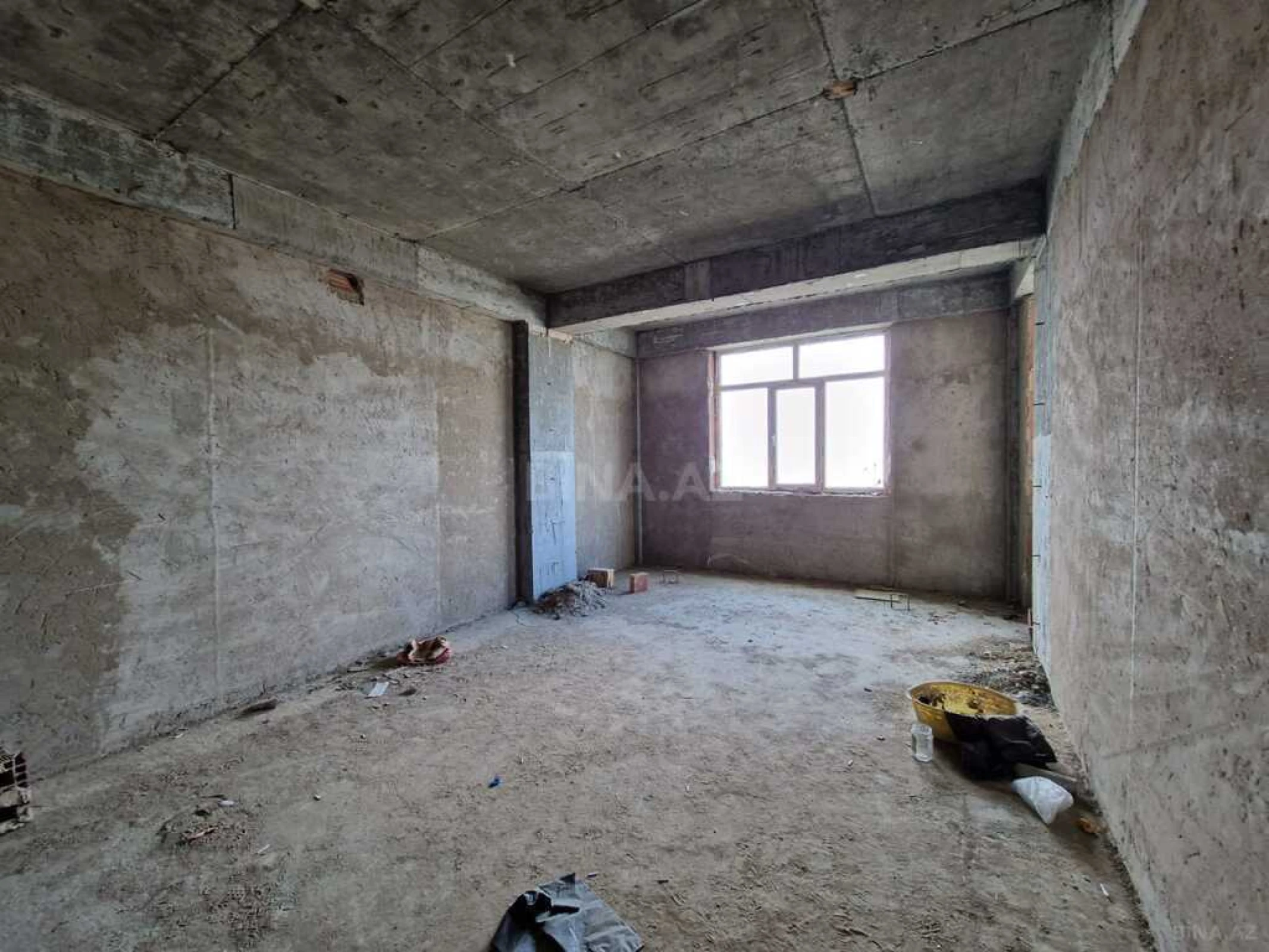 Satılır 1 otaqlı mənzil 71 m²