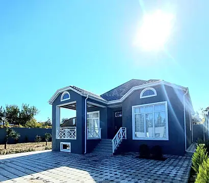 Satılır 4 otaqlı həyət evi 110 m²