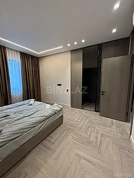 Satılır 3 otaqlı mənzil 158 m²