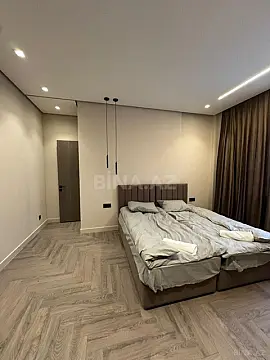 Satılır 3 otaqlı mənzil 158 m²