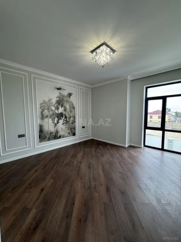 Satılır 5 otaqlı həyət evi 200 m²