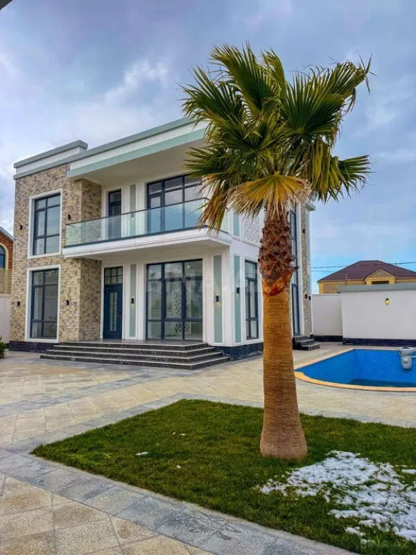 Satılır 5 otaqlı həyət evi 200 m²
