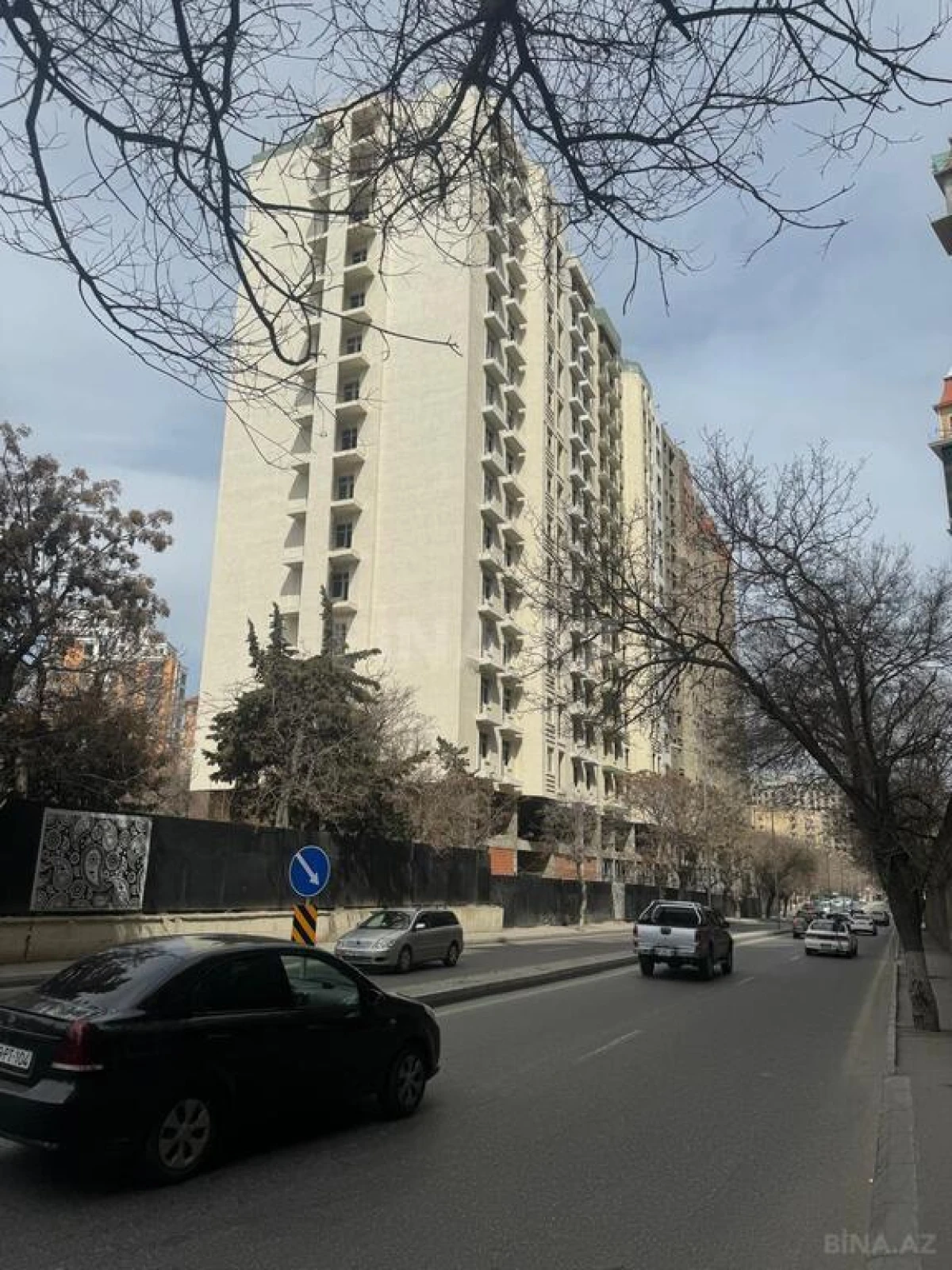 Satılır 1 otaqlı mənzil 65 m²