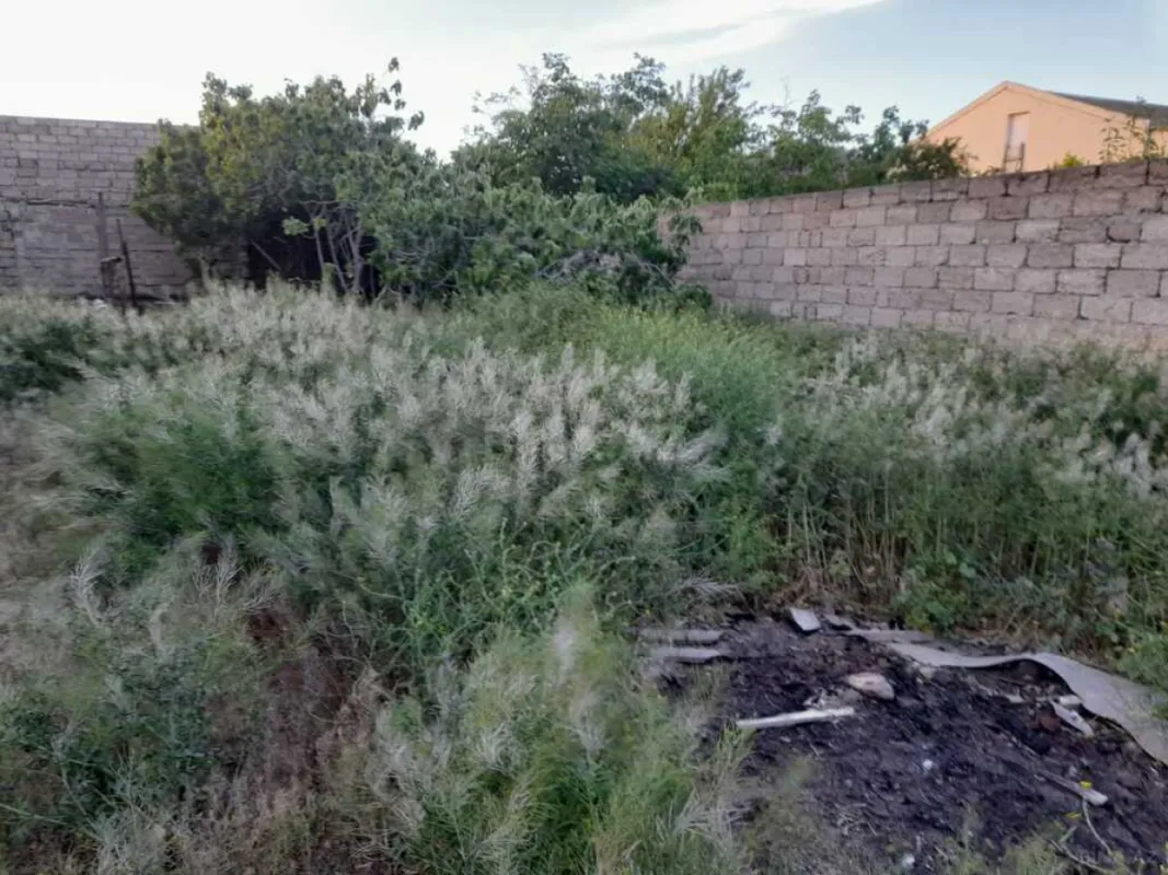 Satılır 7 otaqlı həyət evi 450 m²