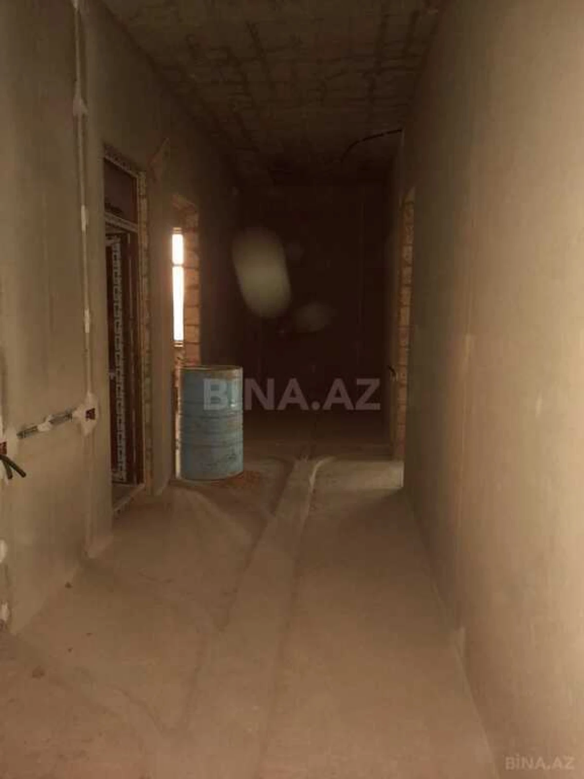 Satılır 7 otaqlı həyət evi 450 m²