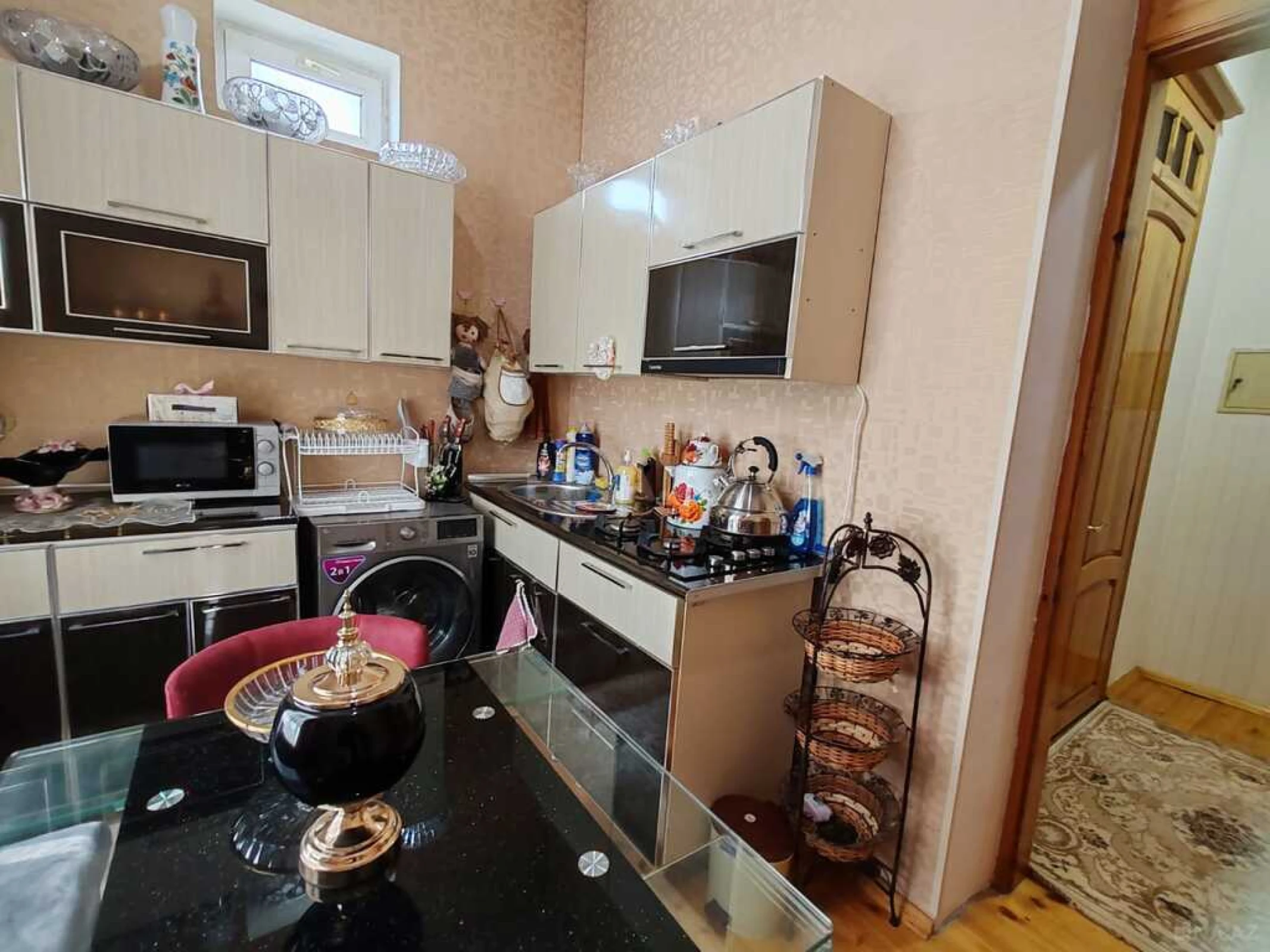 Satılır 7 otaqlı həyət evi 250 m²