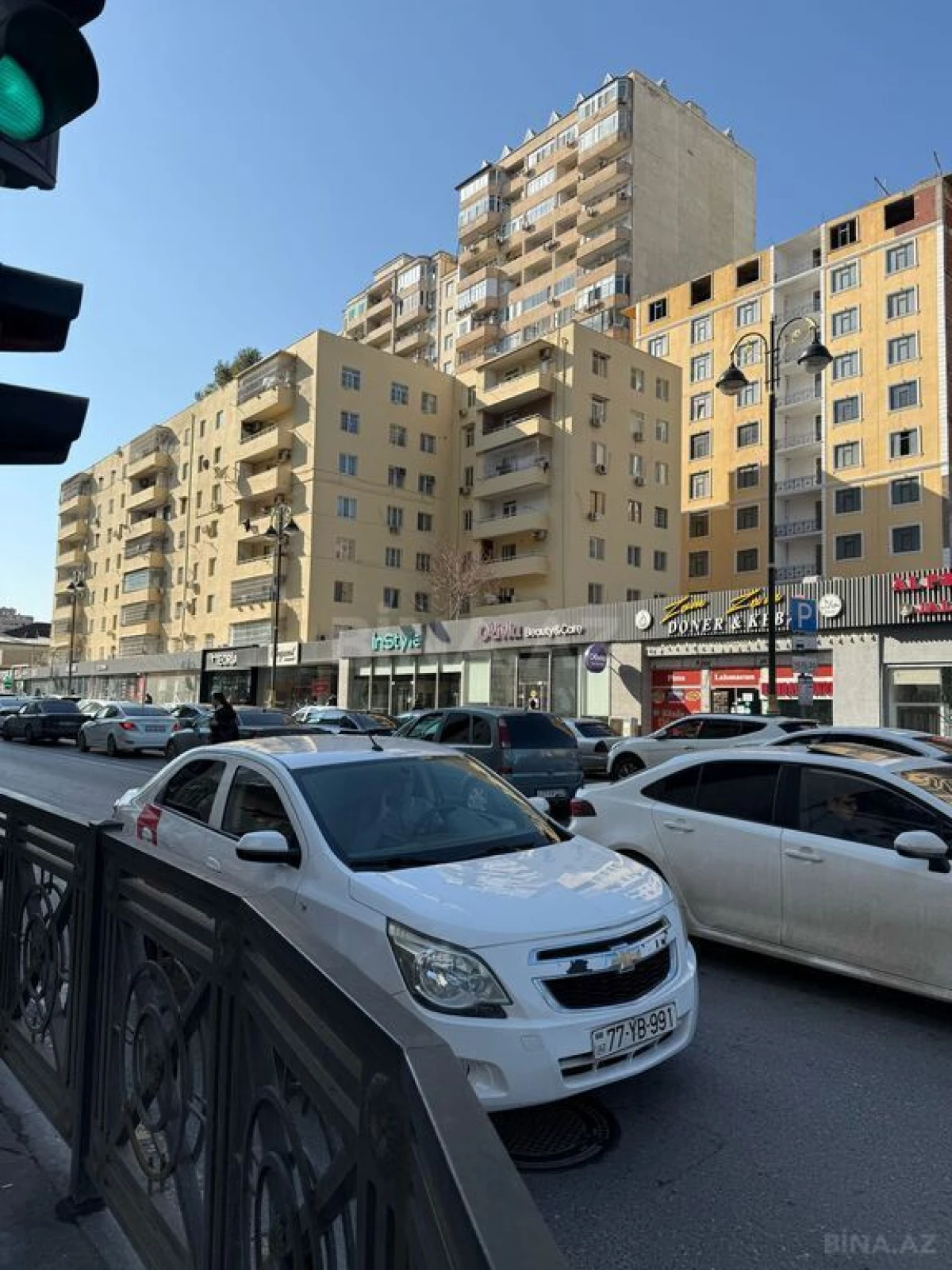 Satılır obyekt 300 m²