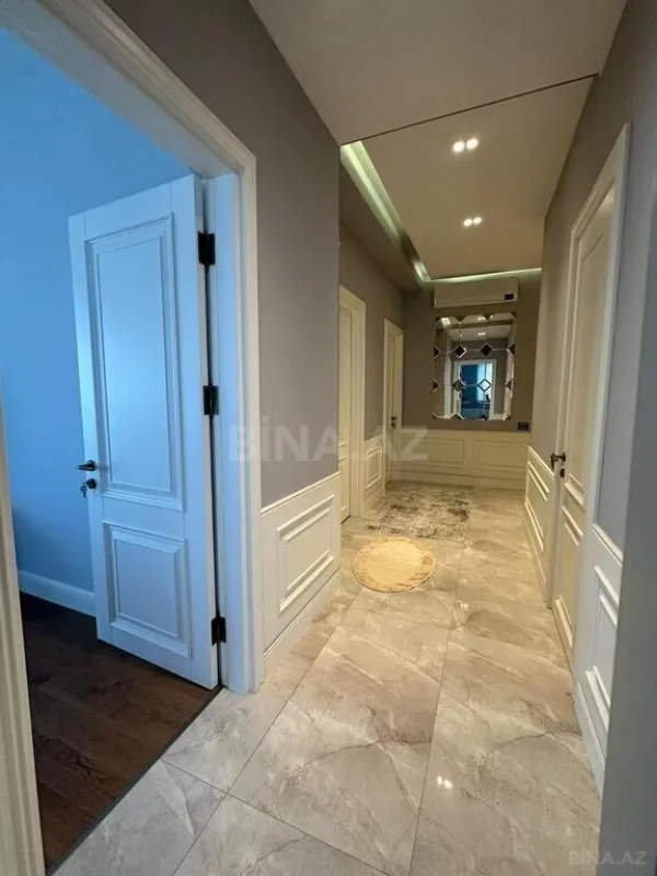 Satılır 3 otaqlı mənzil 120 m²