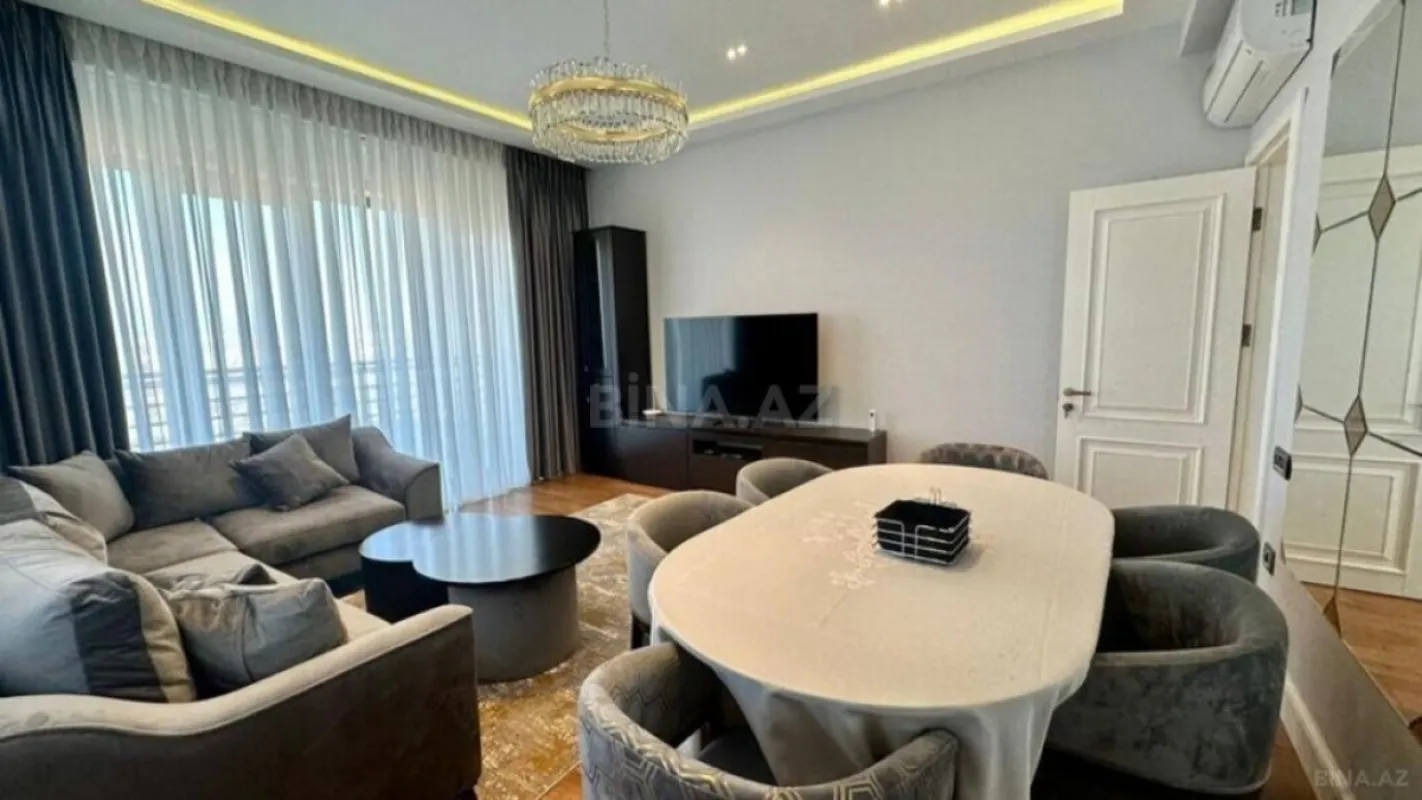 Satılır 3 otaqlı mənzil 120 m²