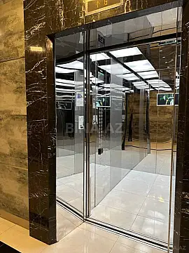 Satılır 4 otaqlı mənzil 188 m²