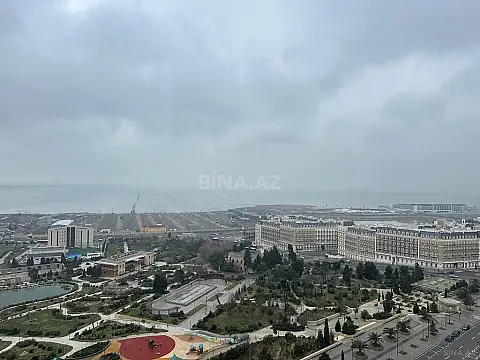 Satılır 3 otaqlı mənzil 158 m²