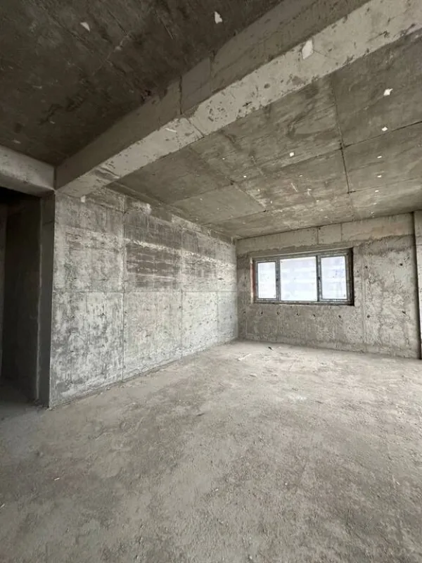 Satılır 3 otaqlı mənzil 158 m²