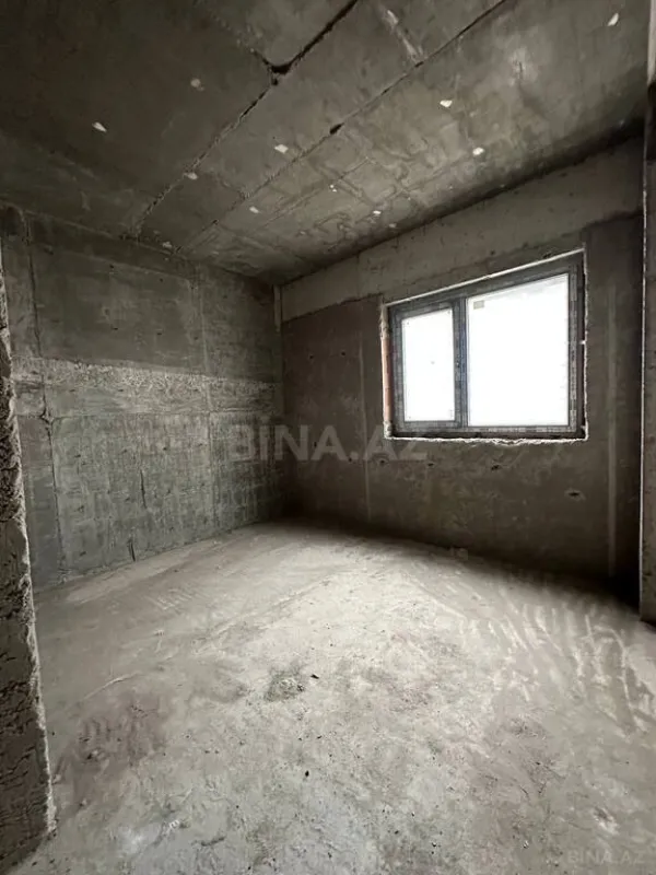 Satılır 3 otaqlı mənzil 158 m²