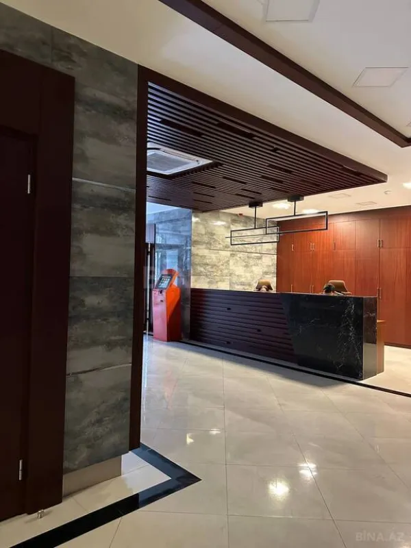 Satılır 3 otaqlı mənzil 158 m²