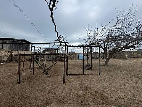 Satılır torpaq sahəsi 12 m²