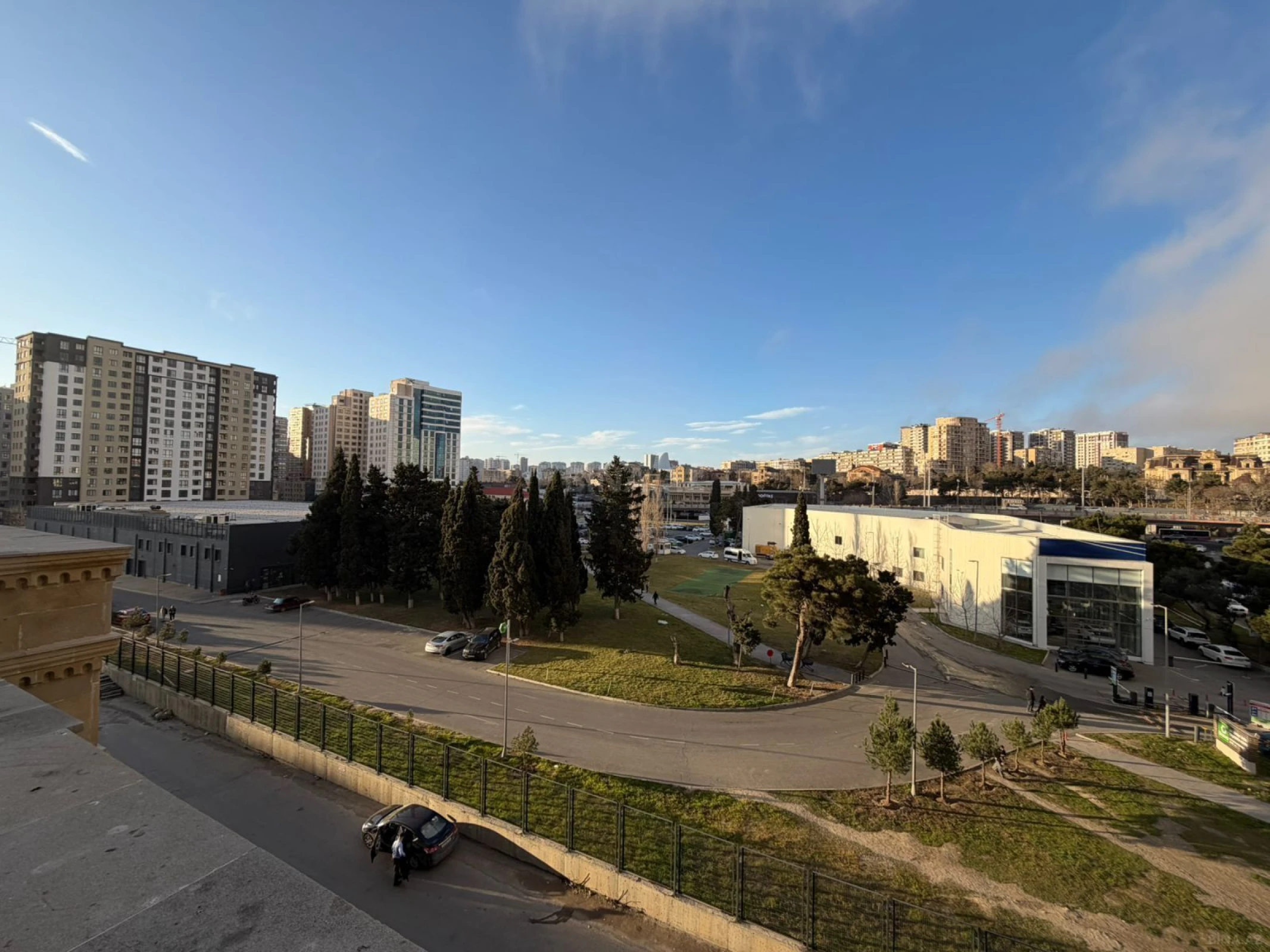 Satılır 1 otaqlı mənzil 68.2 m²