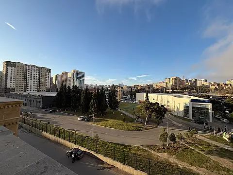 Satılır 1 otaqlı mənzil 68.2 m²