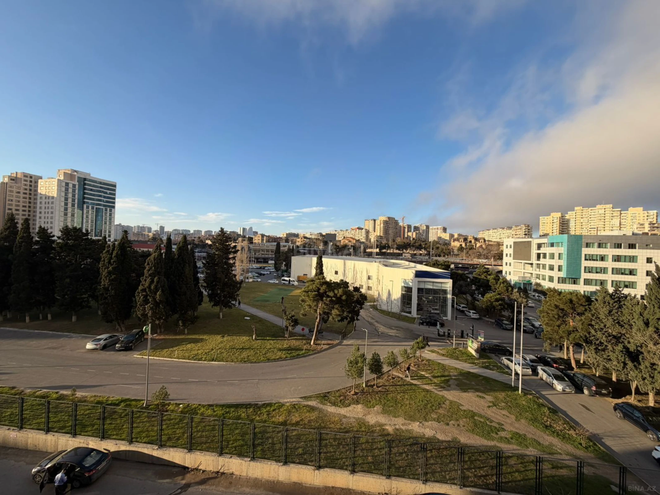 Satılır 1 otaqlı mənzil 68.2 m²