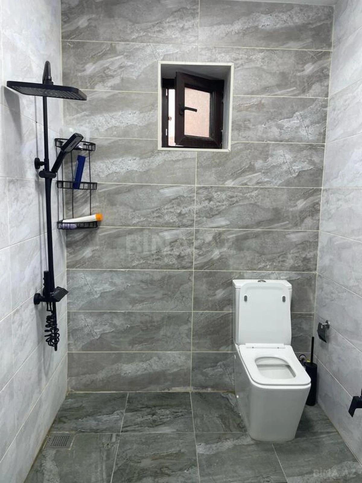 Kirayə verilir 4 otaqlı həyət evi 300 m²