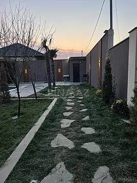 Kirayə verilir 4 otaqlı həyət evi 300 m²
