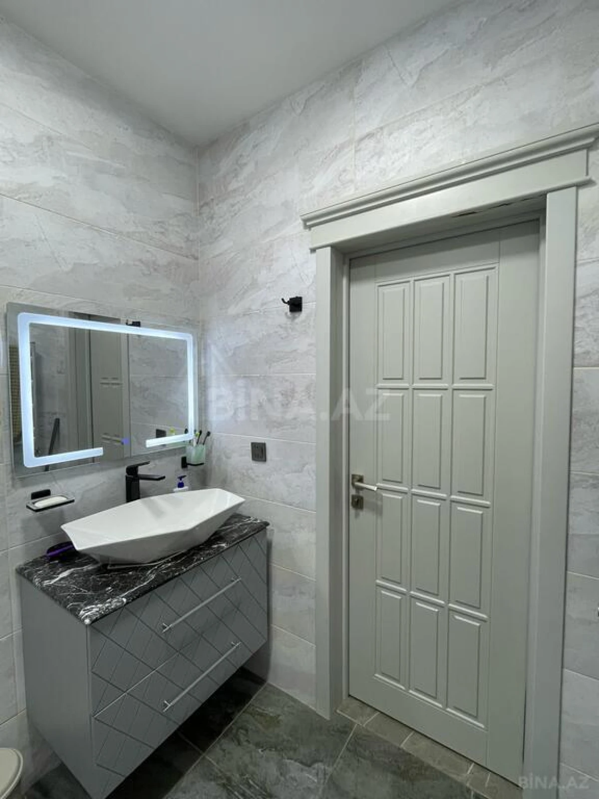 Kirayə verilir 4 otaqlı həyət evi 300 m²