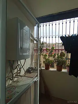 Satılır 4 otaqlı mənzil 130 m²