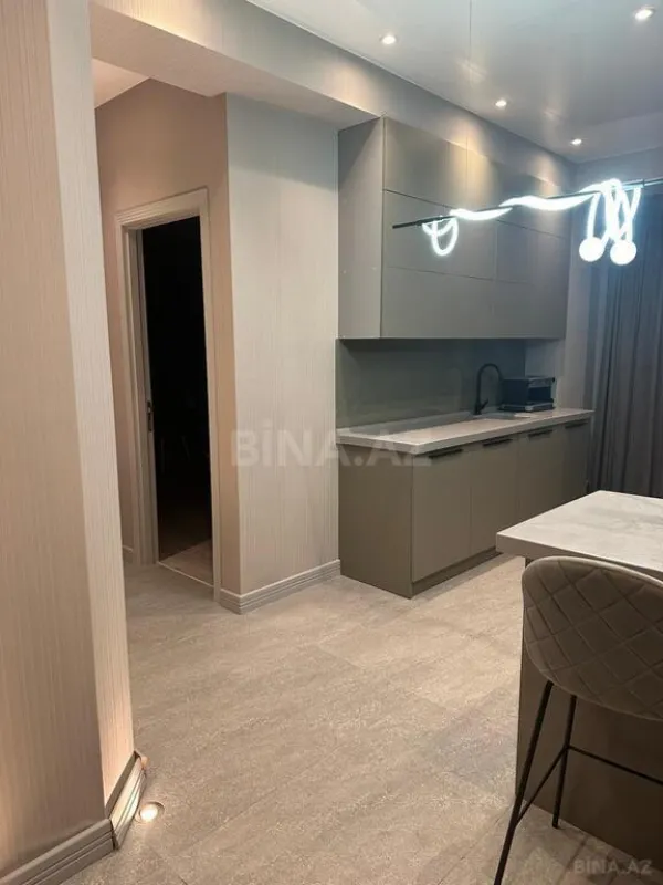 Kirayə verilir 2 otaqlı mənzil 66 m²
