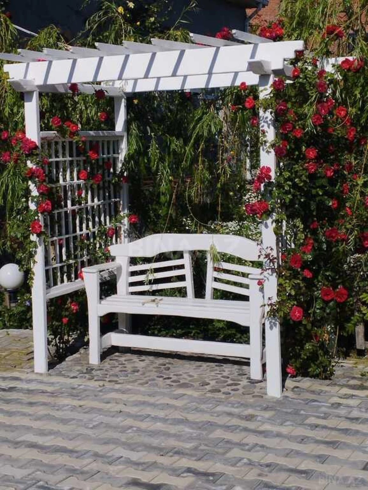 Satılır 5 otaqlı həyət evi 300 m²