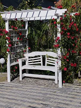 Satılır 5 otaqlı həyət evi 300 m²