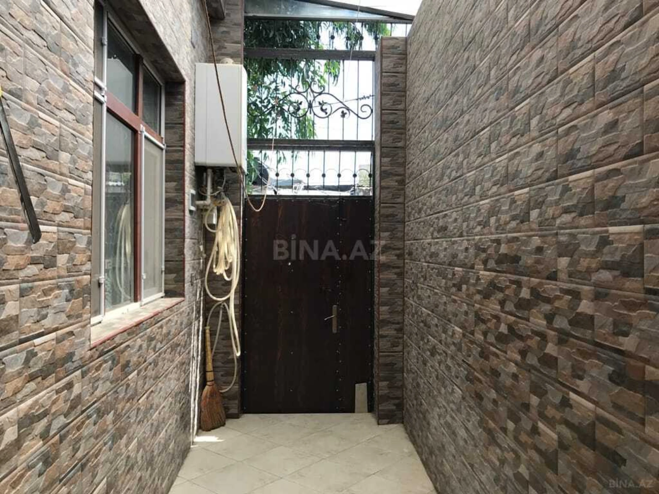 Satılır 4 otaqlı həyət evi 110 m²