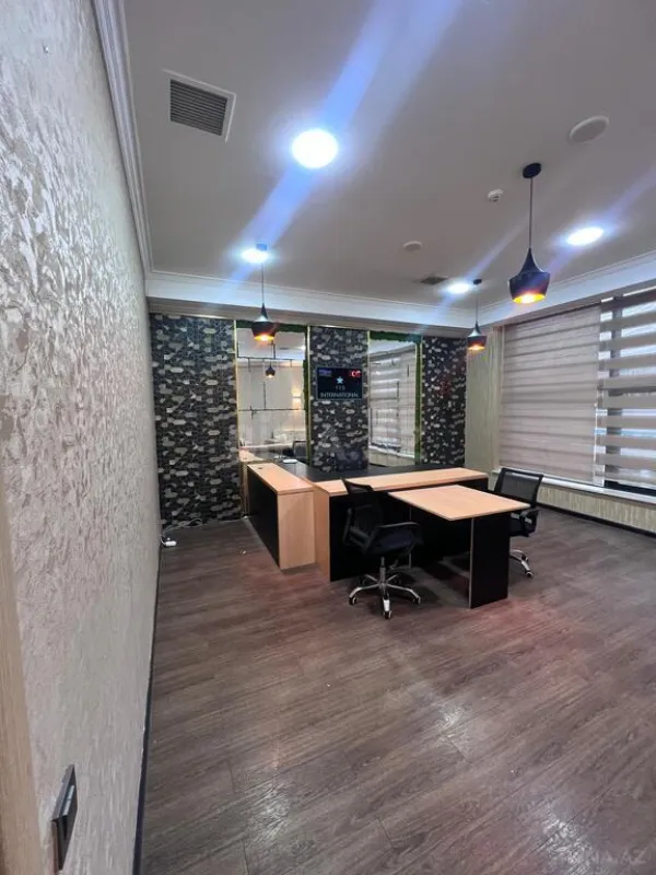 Kirayə verilir 3 otaqlı ofis 85 m²
