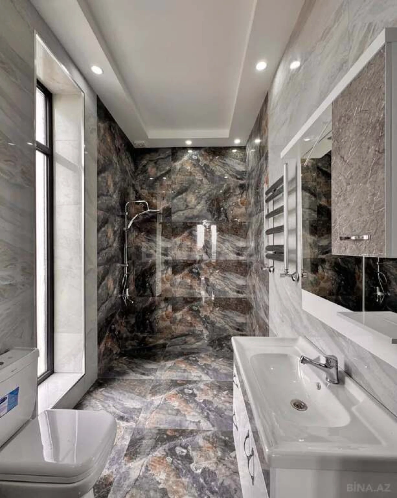 Satılır 4 otaqlı həyət evi 220 m²