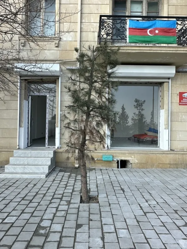 Kirayə verilir obyekt 80 m²