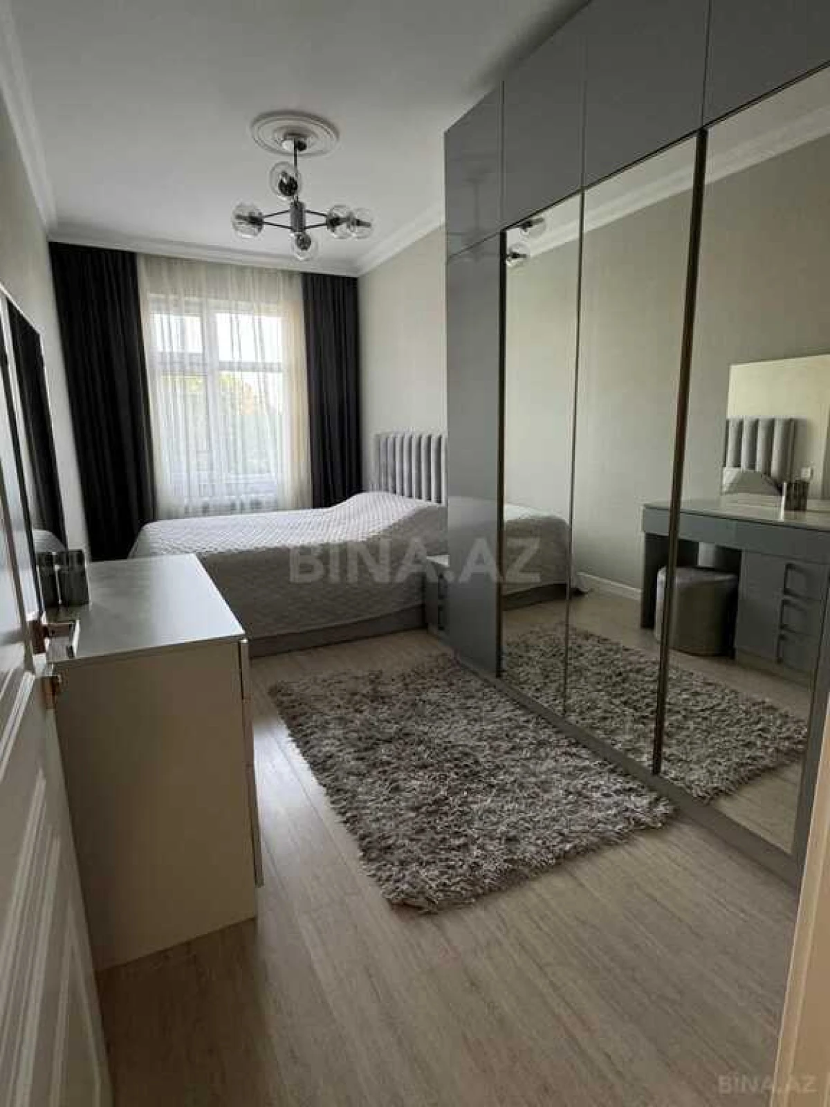 Satılır 2 otaqlı mənzil 55 m²