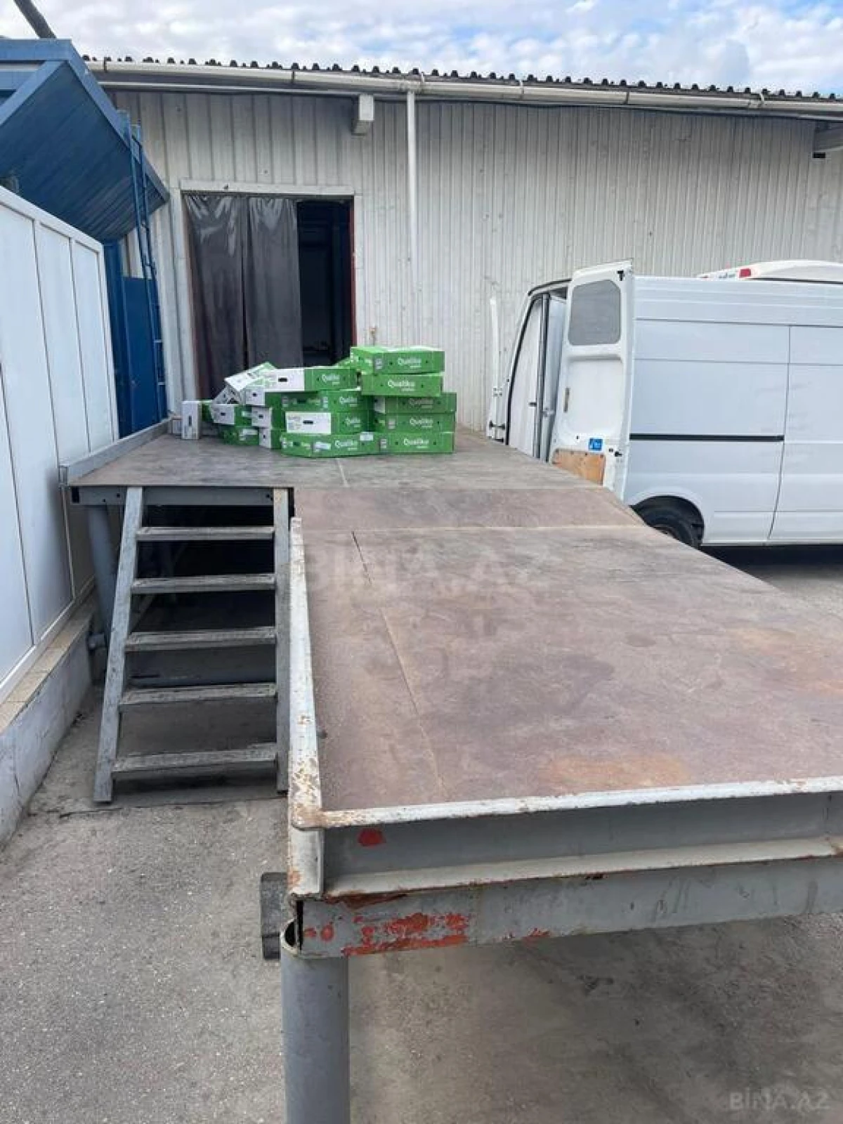 Kirayə verilir obyekt 1100 m²