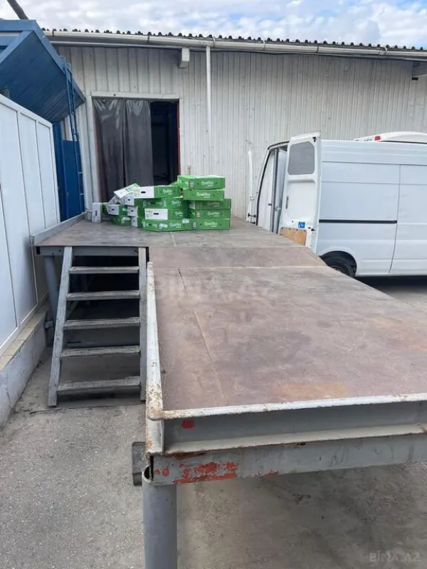 Kirayə verilir obyekt 1100 m²