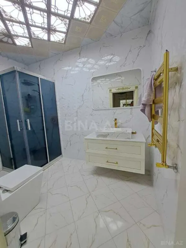 Satılır 2 otaqlı mənzil 68 m²