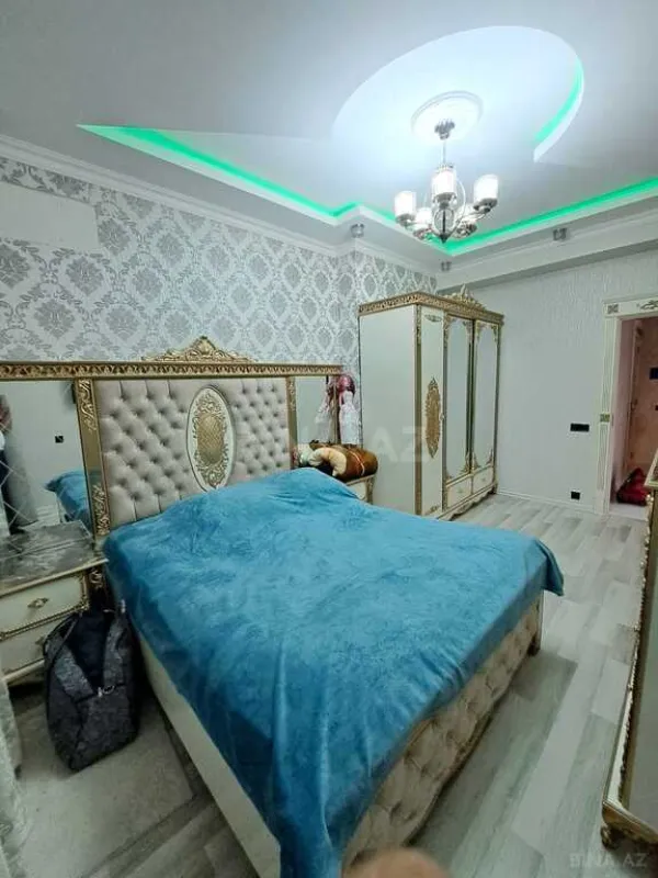 Satılır 2 otaqlı mənzil 68 m²