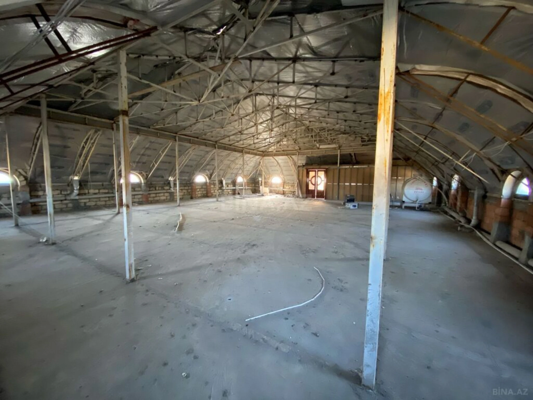 Kirayə verilir obyekt 1200 m²