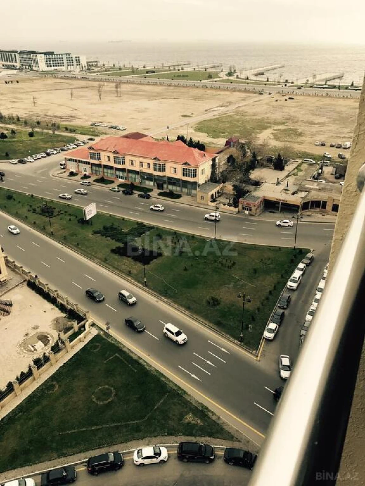 Kirayə verilir 2 otaqlı mənzil 80 m²