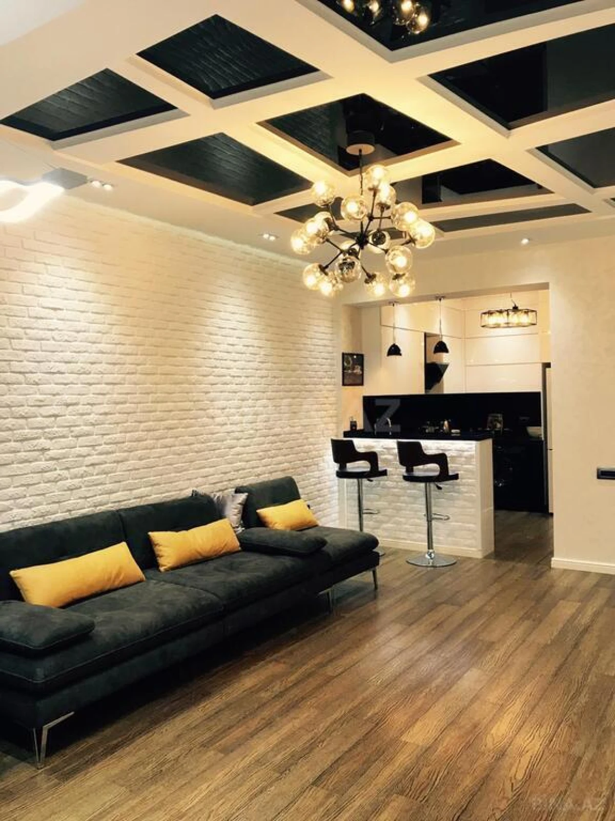 Kirayə verilir 2 otaqlı mənzil 80 m²