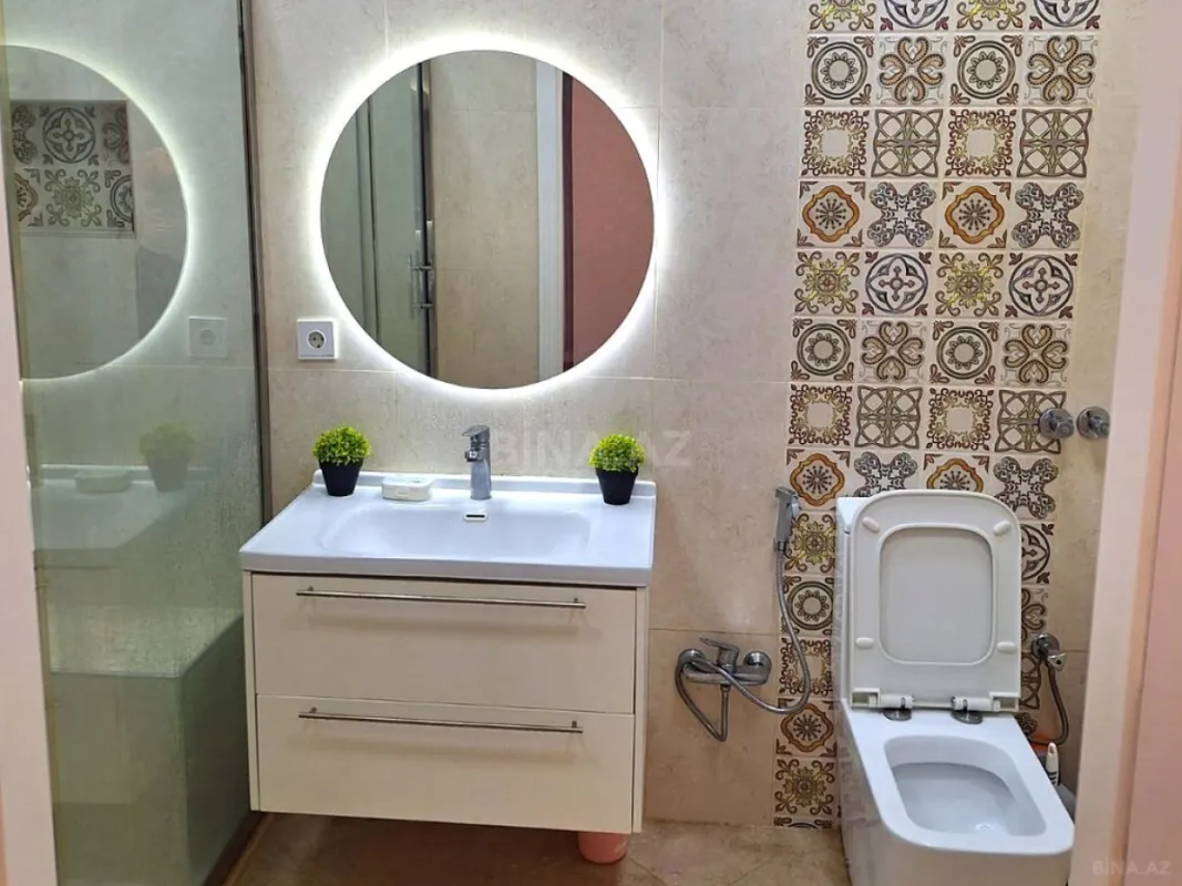 Satılır 3 otaqlı mənzil 117 m²