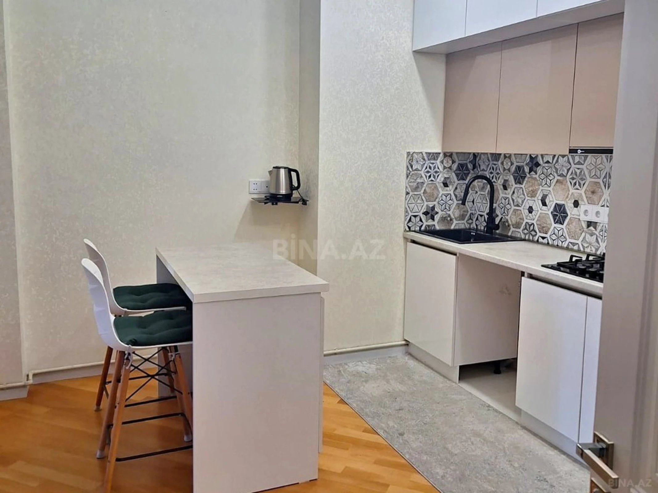 Satılır 3 otaqlı mənzil 117 m²