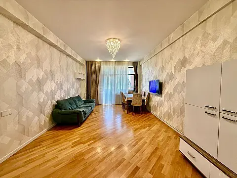 Satılır 3 otaqlı mənzil 117 m²